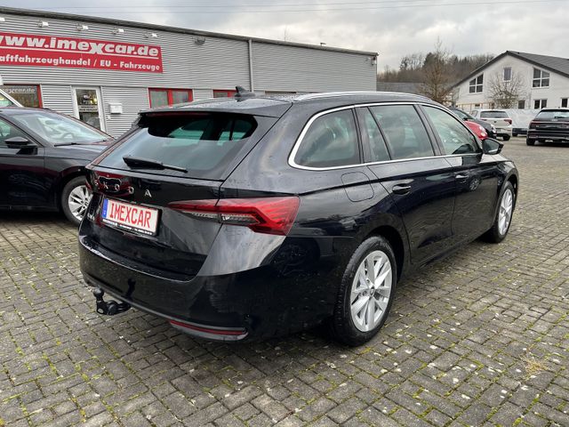 Skoda Octavia 1,5 TSI DSG Selection Combi + AHK + LED