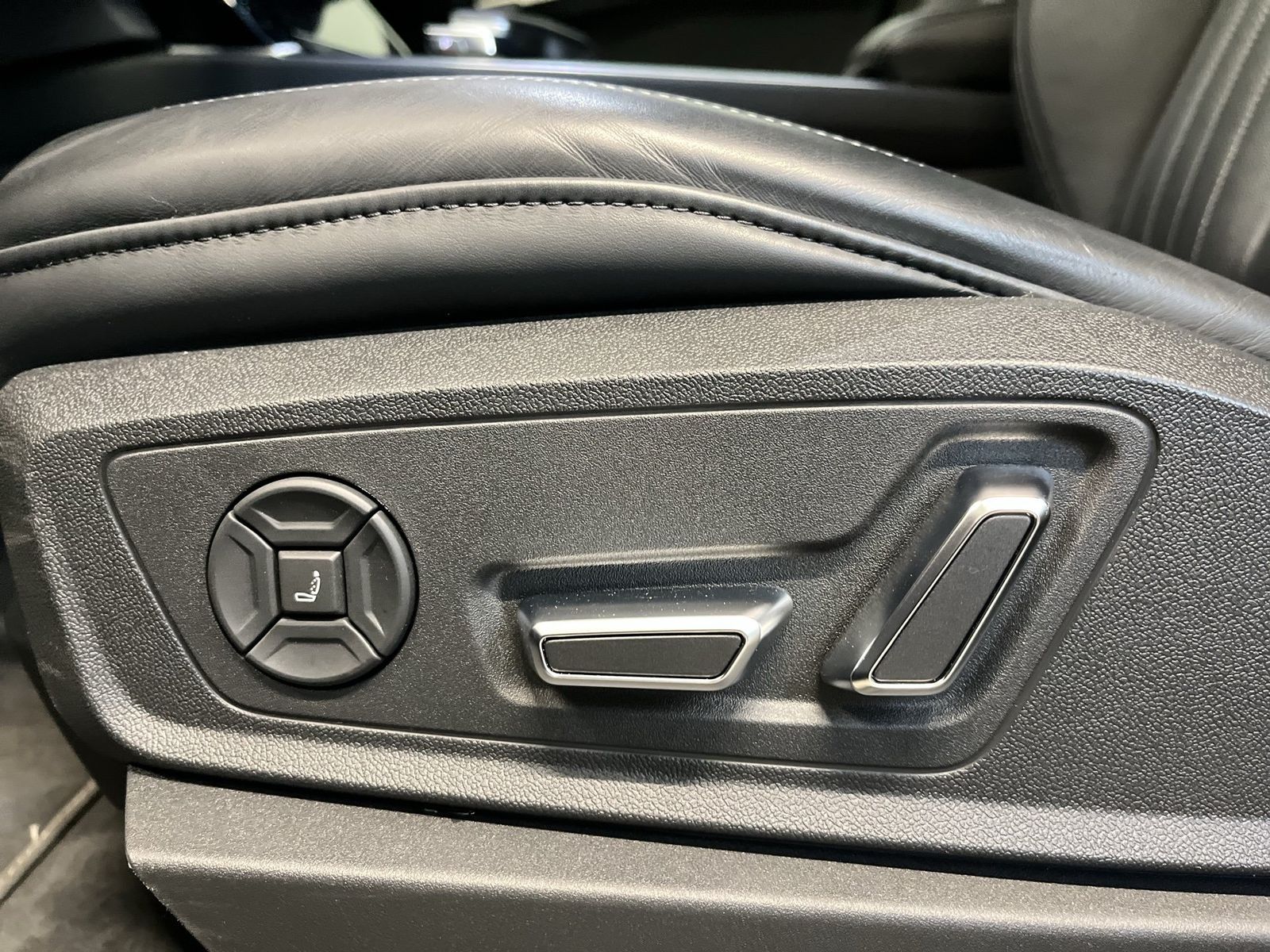 Audi Q8 e-tron - Bild 14