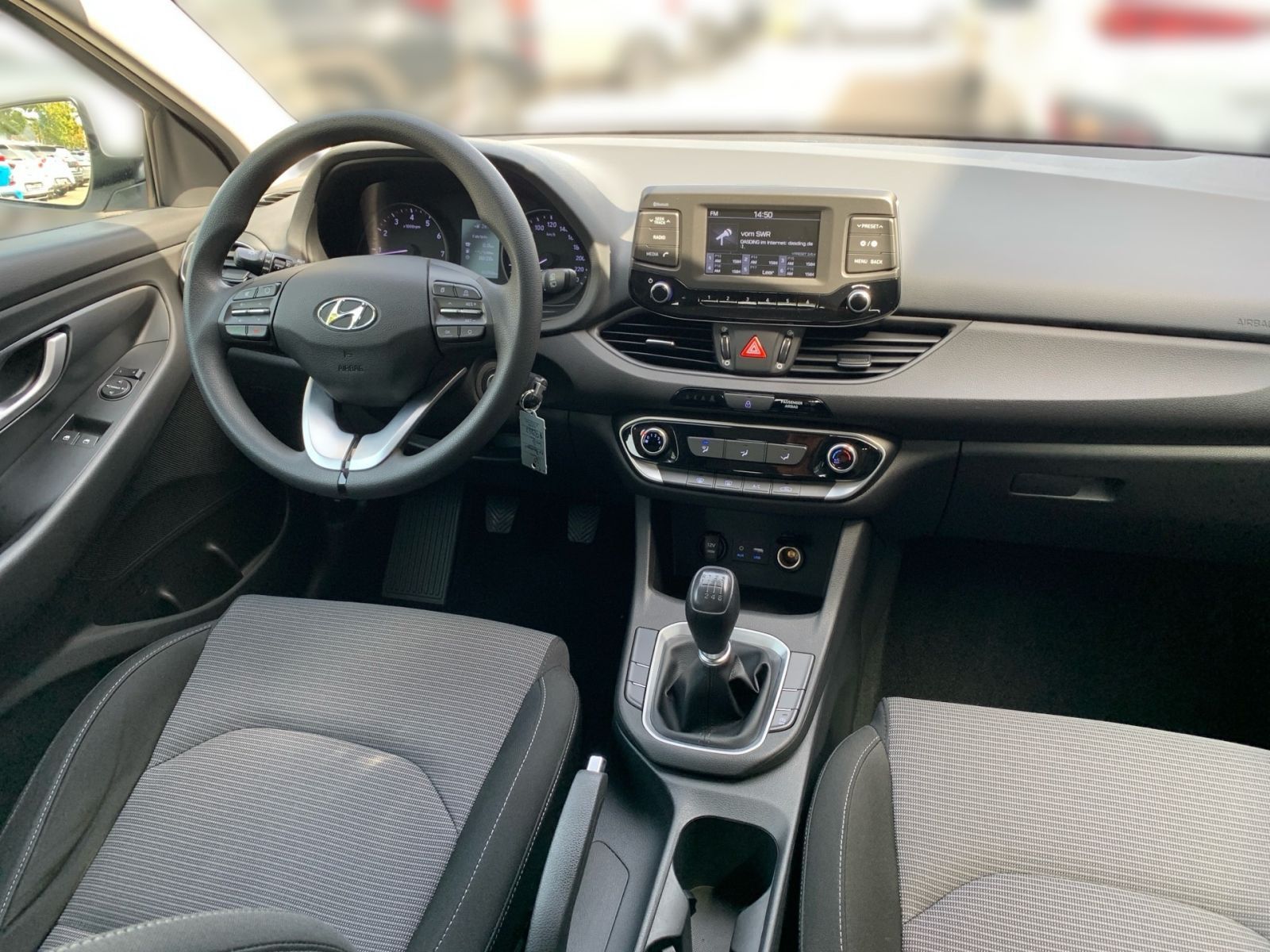 Fahrzeugabbildung Hyundai i30 1.4 Select 1 Hd 8xbereift