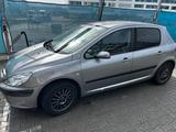 Peugeot 307 Grand Filou 90 Grand Filou - Peugeot 307: Grand Filou