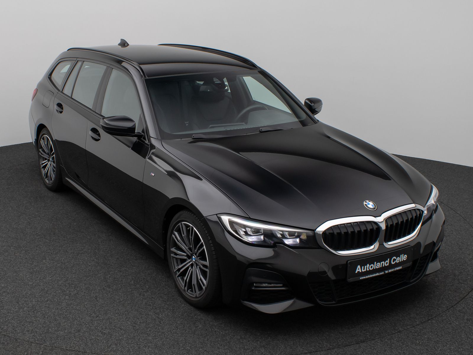 Fahrzeugabbildung BMW 320d M Sport DAB CockPitPro PDC Alarm AHK LED