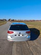 Volkswagen VW Passat B8 Variant 2.0 TDI 150PS LED ACC Stand - mit Diesel-Antrieb: 1.8
