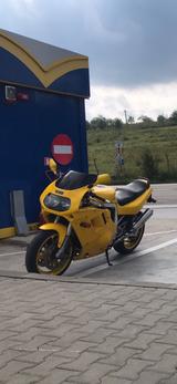 Suzuki Gsxr 1100 - GSXR 1100