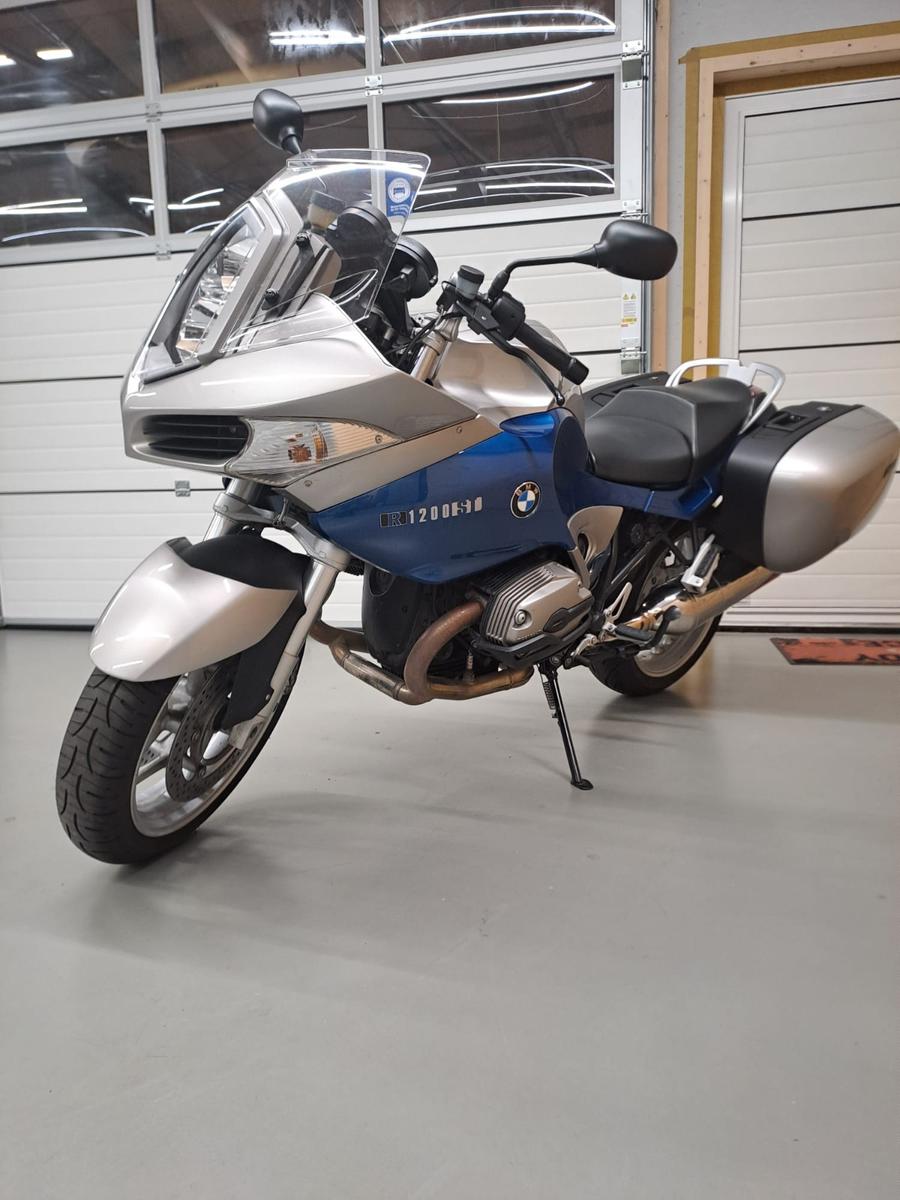 BMW R 1200 ST