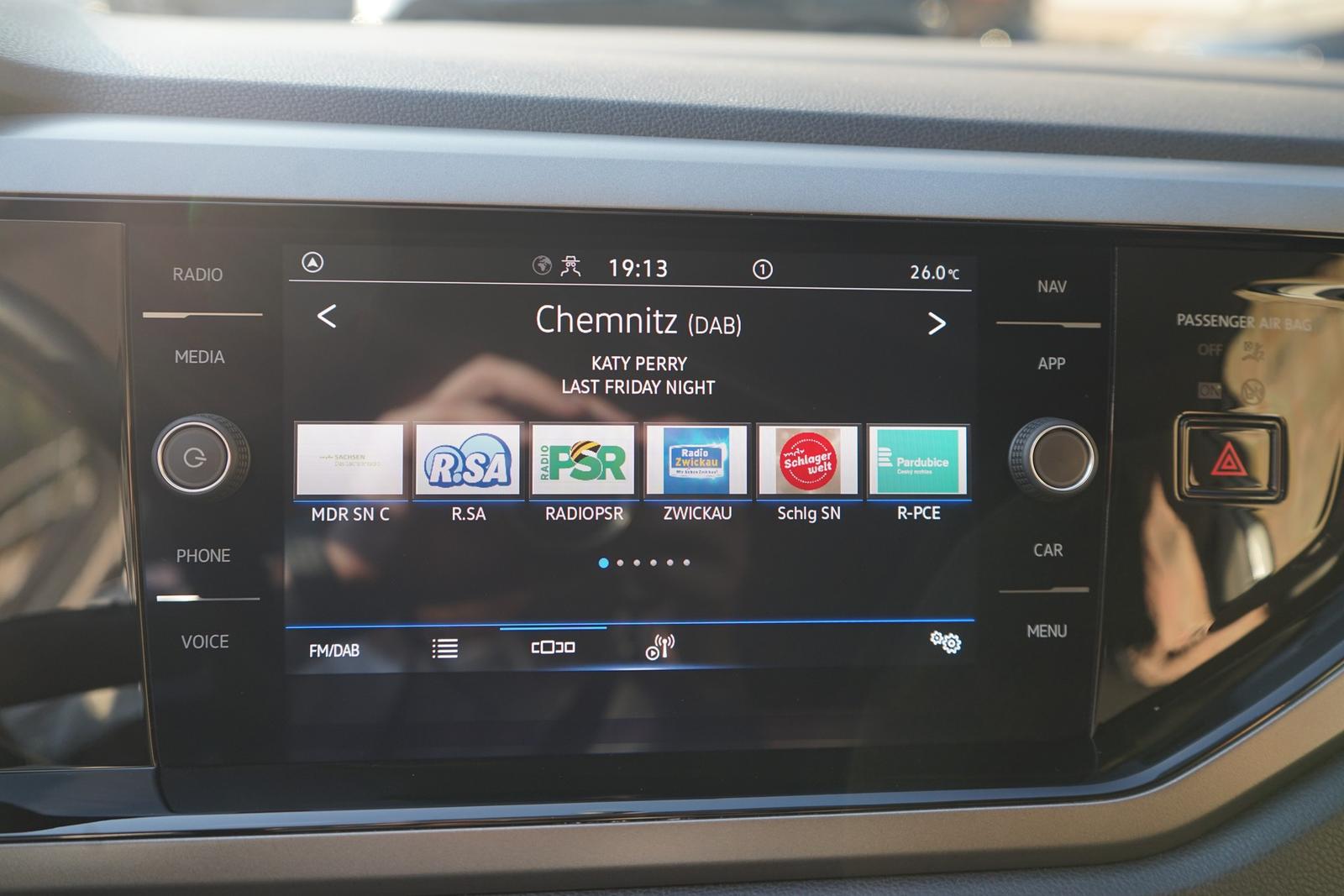 Volkswagen Polo 1.0 TSI Tempomat Sitzheizung PDC DAB, миниатюра 12
