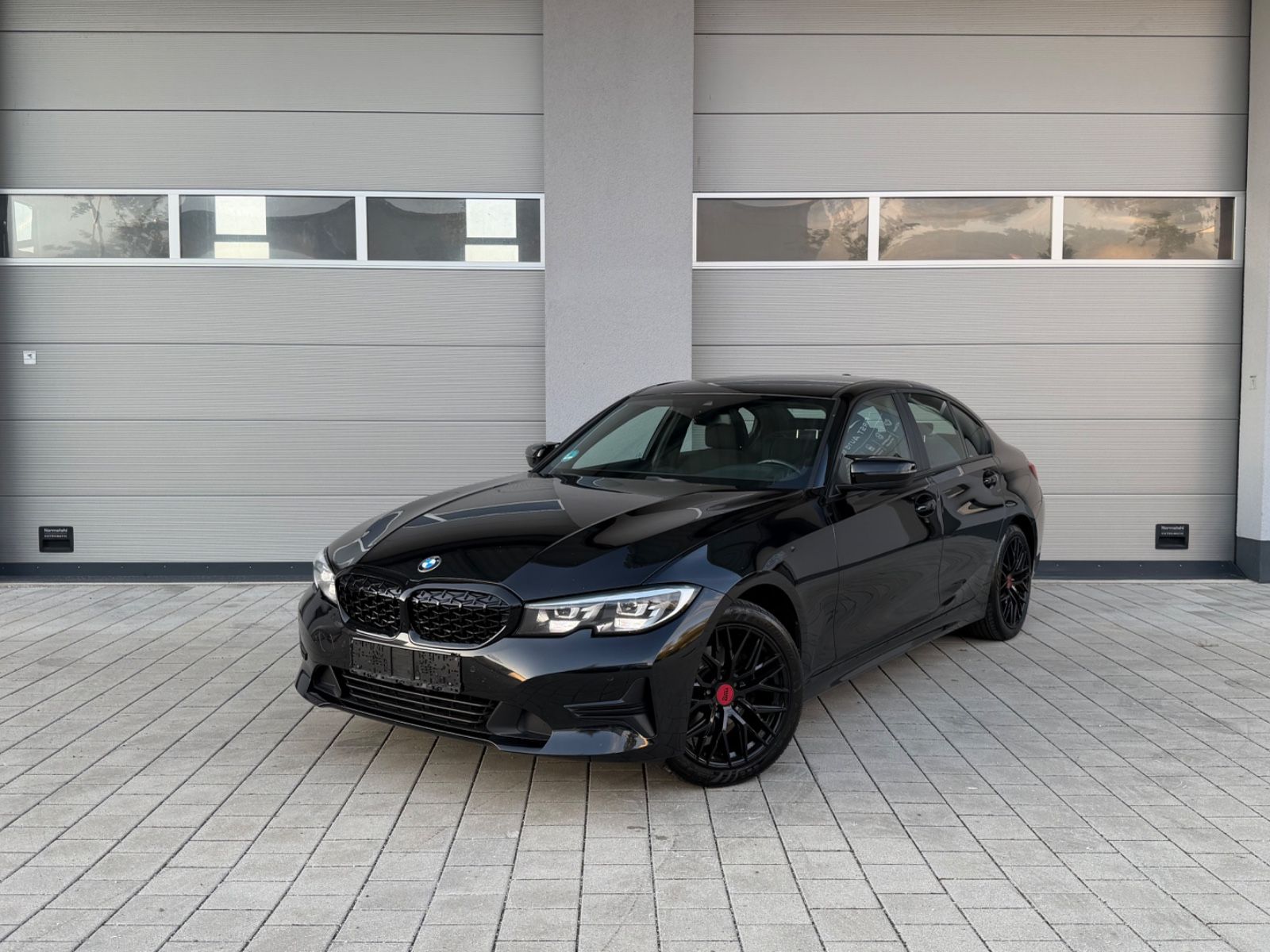 BMW 320 i Limousine