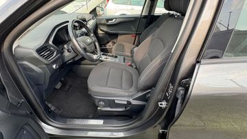 Ford Kuga - 10