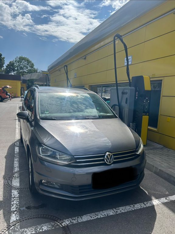 Image of Volkswagen Touran