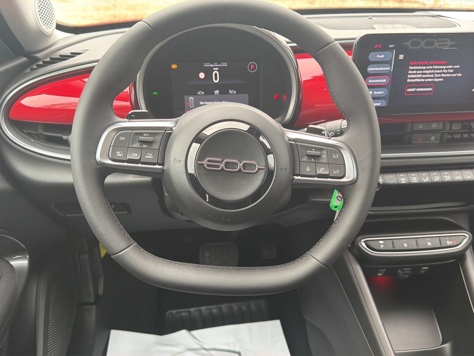 Fahrzeugabbildung Fiat 600 Hybrid Pop 1.2 Nur 10 KM