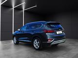 Hyundai Santa Fe Premium*Allrad*ACC*Apple CarPlay*Pano - Hyundai SANTA FE Premium mit Diesel-Antrieb