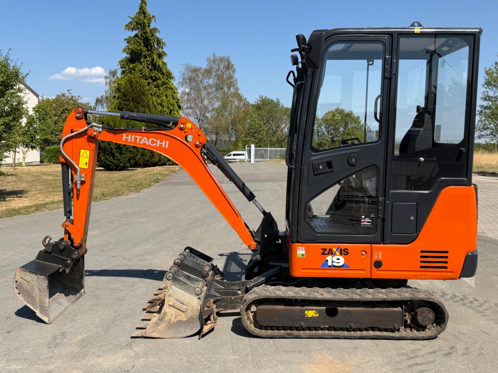 Hitachi ZX19-6CR++4 Löffel++