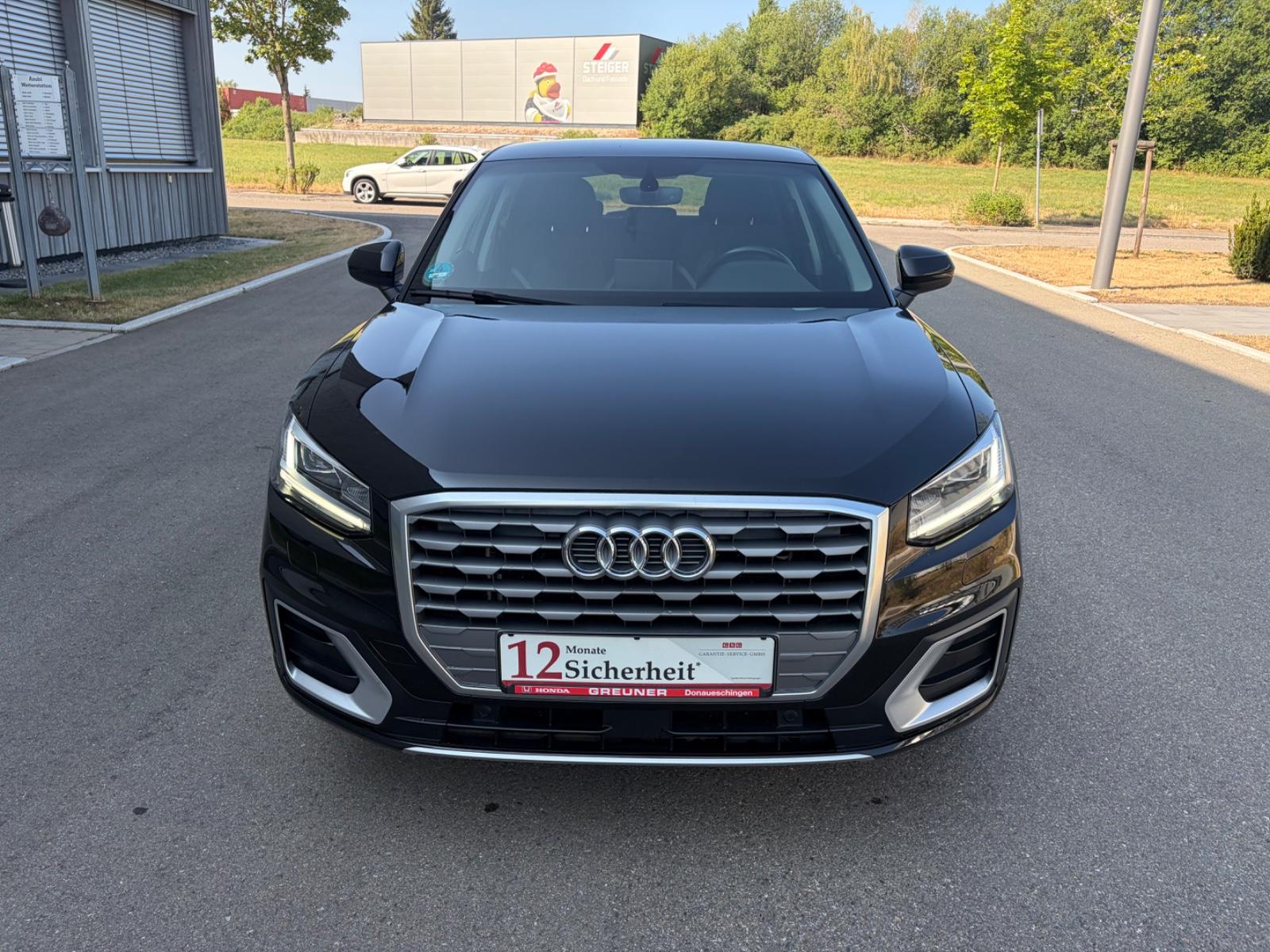 Audi Q2 35 TFSI sport*1.Hand*Automatik*AHK*Scheckheft