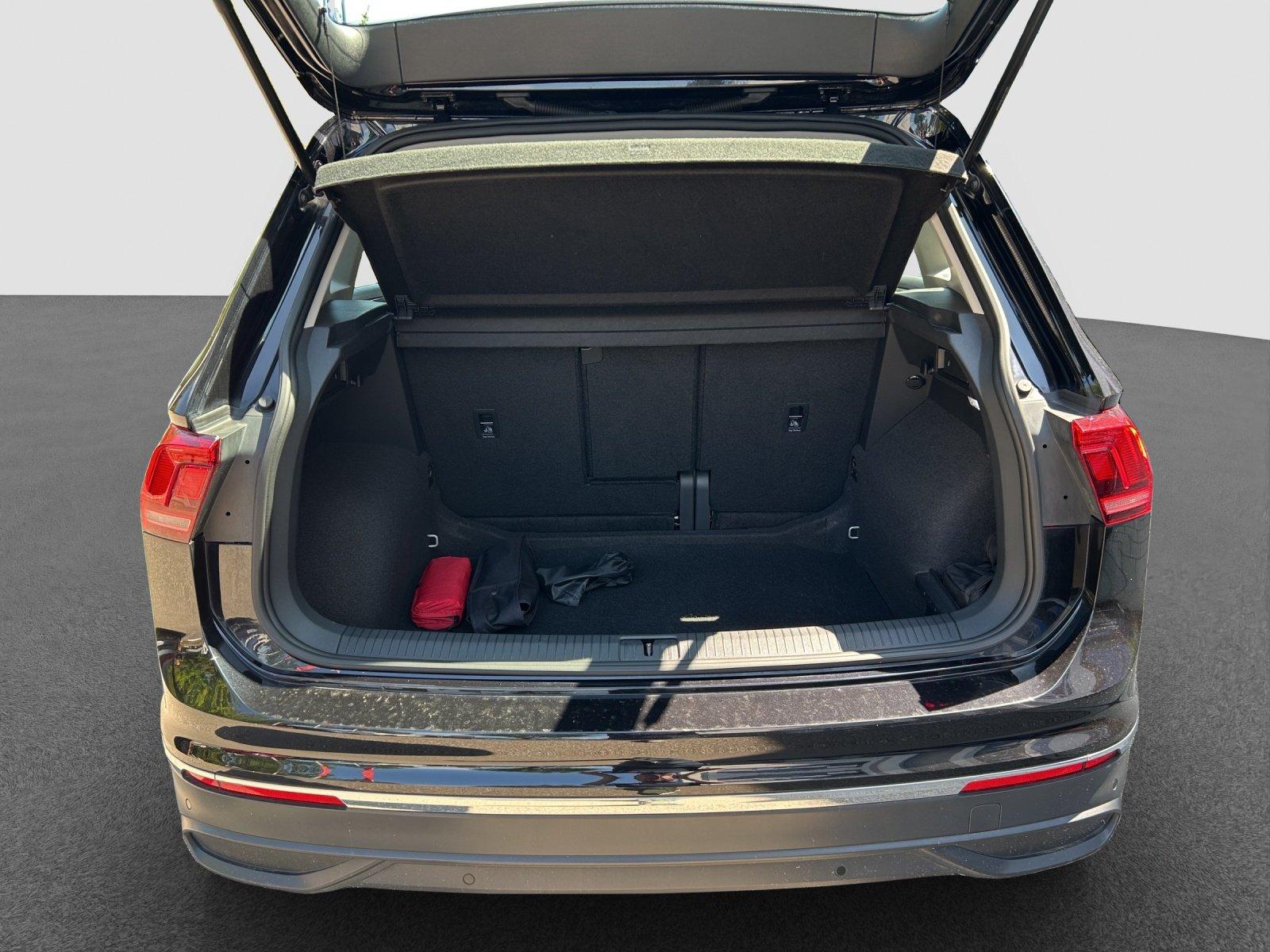 Volkswagen Tiguan 1.5 TSI Life NAVI ACC LED APP SITZHEIZUNG