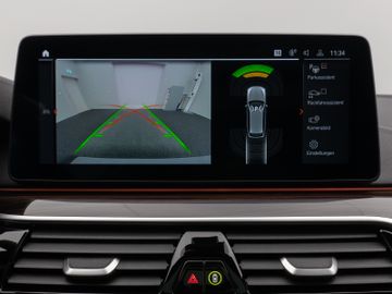 Fahrzeugabbildung BMW 530d xDr Tour Luxury Line ACC H/K Panorama DAB