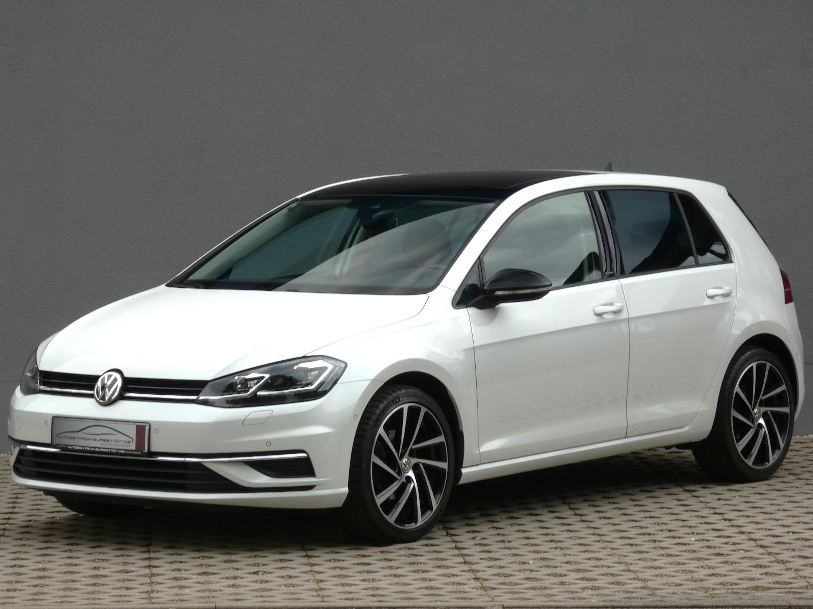 Volkswagen Golf 1,0 TSI IQ.DRIVE/LED/Virtual/Panorama/18"LM