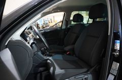 Fahrzeugabbildung Volkswagen Tiguan 2.0 TDI IQ. DRIVE NAVI/SH/KAMERA/VIRT/AHK