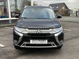 Mitsubishi PHEV Spirit 4WD - Mitsubishi aus 2021