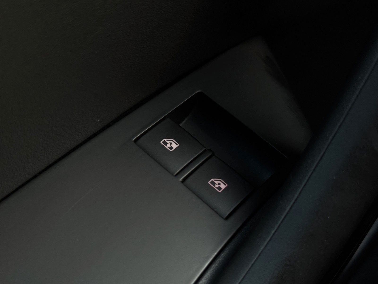 Fahrzeugabbildung Opel Astra J GTC *Infinity*Leder*OPC*Bi-Xen*Bhz.Lenk