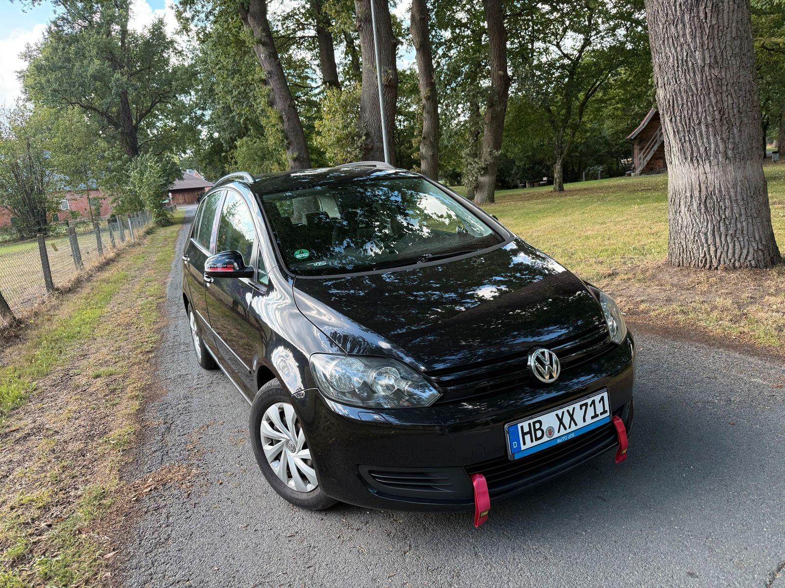 Volkswagen Golf Plus 2011 — двигун 105 HP (77kW)