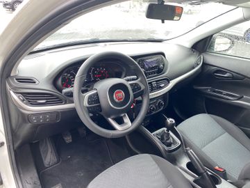 Bild 11 Fiat Tipo Street