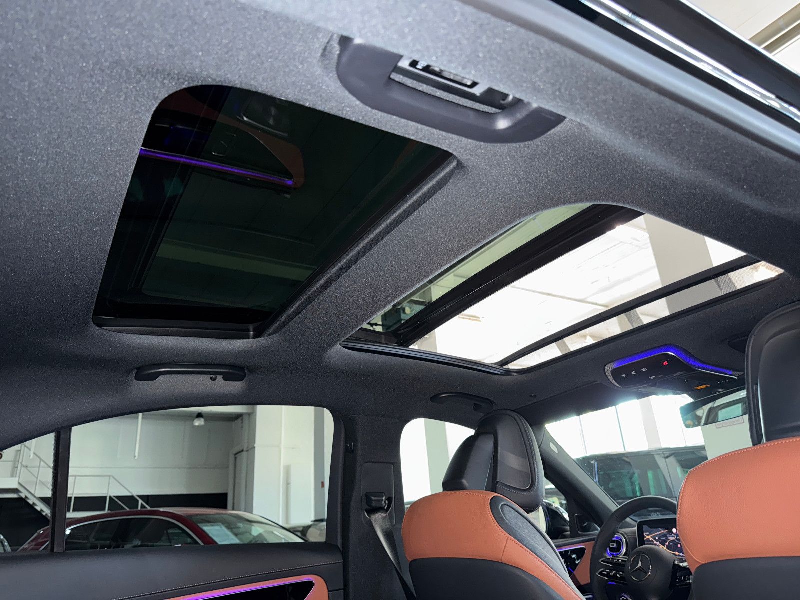 Fahrzeugabbildung Mercedes-Benz C 180 AMG LINE PANO HUD GERMAN EDITION EUR1 MY26