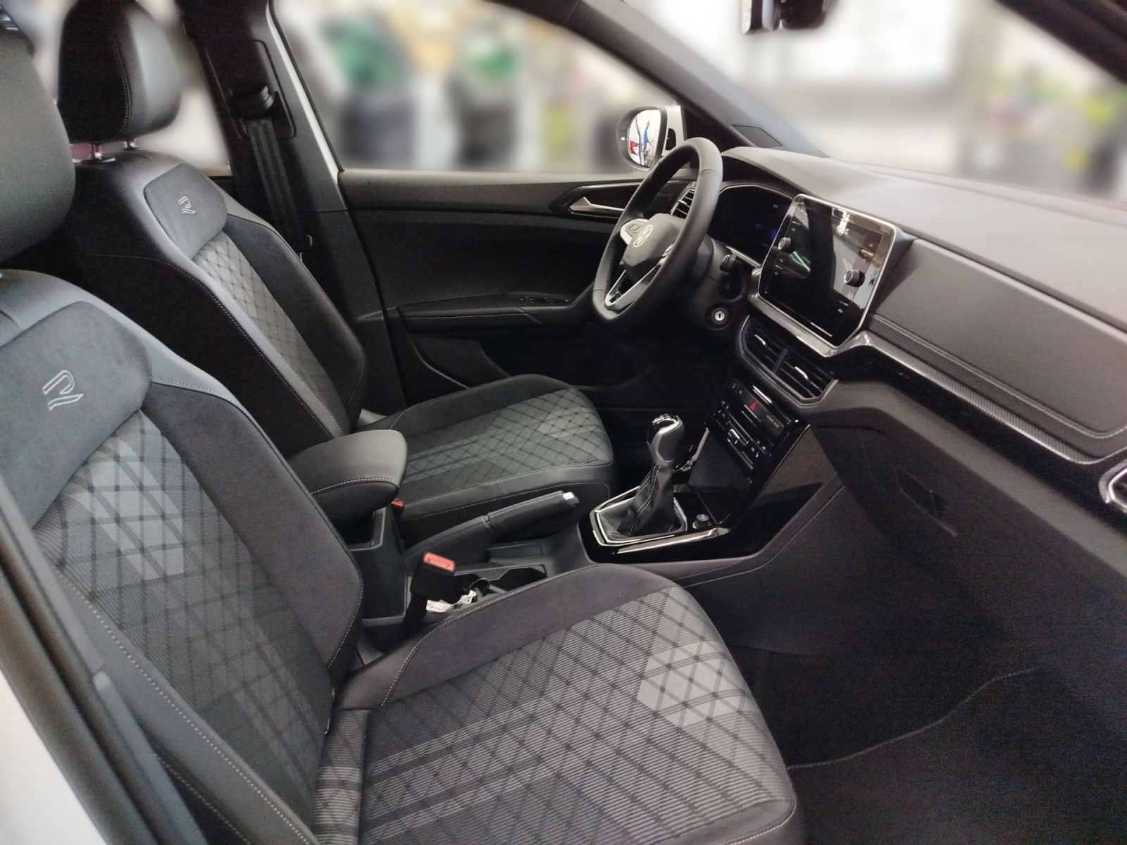 Volkswagen T-Cross - Bild 12