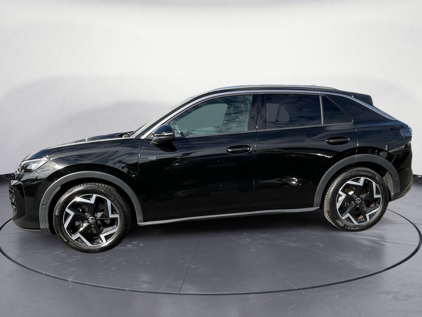 Volkswagen T-Roc R-Line 1.5 eTSI DSG MATRIX NAVI KAMERA KEY foto 2