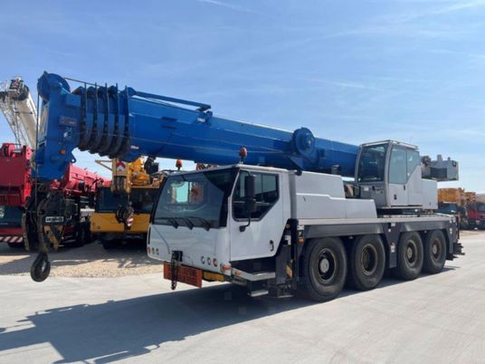 Liebherr LTM 1070-4.2