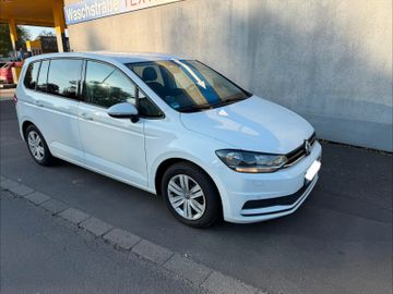 Volkswagen Touran - 2