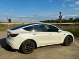 Tesla Model Y Hinterradantrieb RWD / AHK / 8xRäder - Tesla Model Y: Rwd