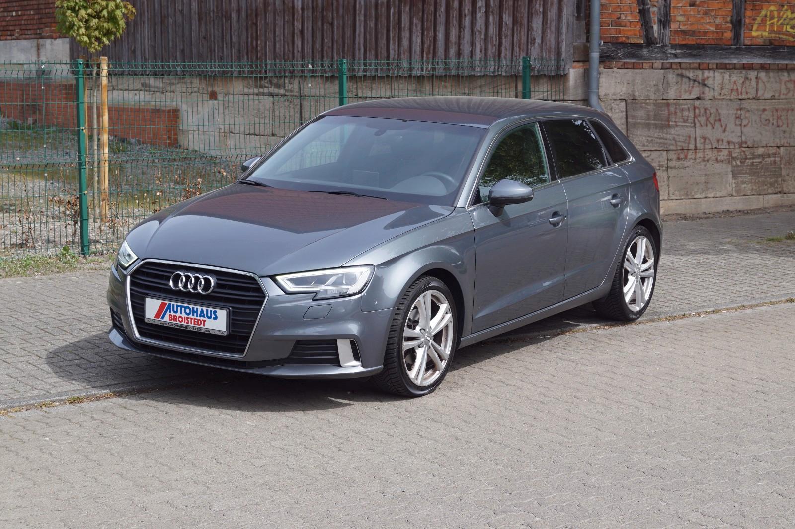 Audi A3 Sportback  S line Sport-Paket / Plus