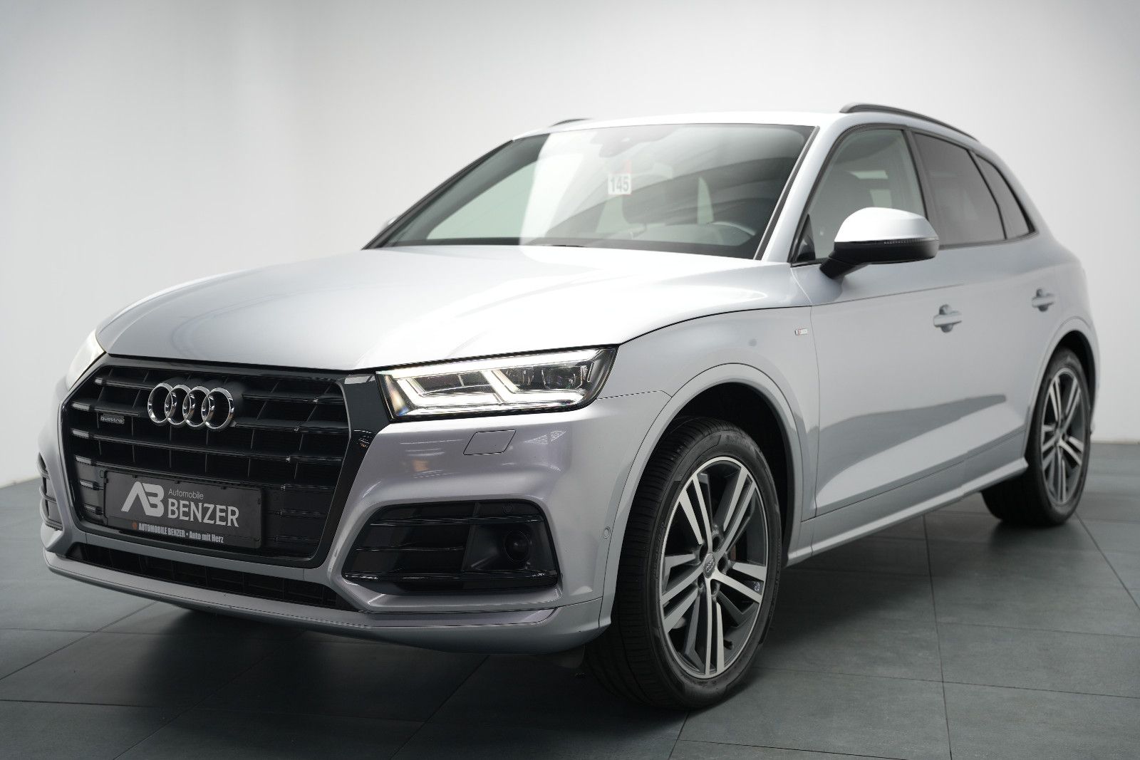 Fahrzeugabbildung Audi Q5 Quattro *S-Line*Virtual*SHZ*Navi*PDC*ACC