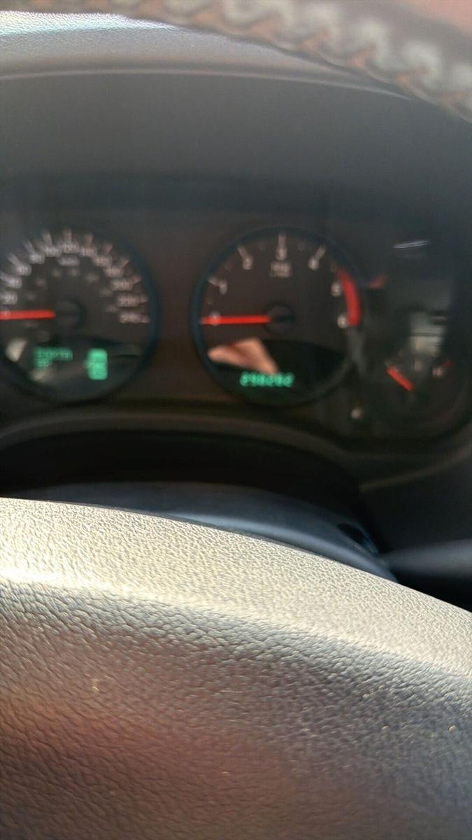 Jeep Patriot 2010 — photo 8