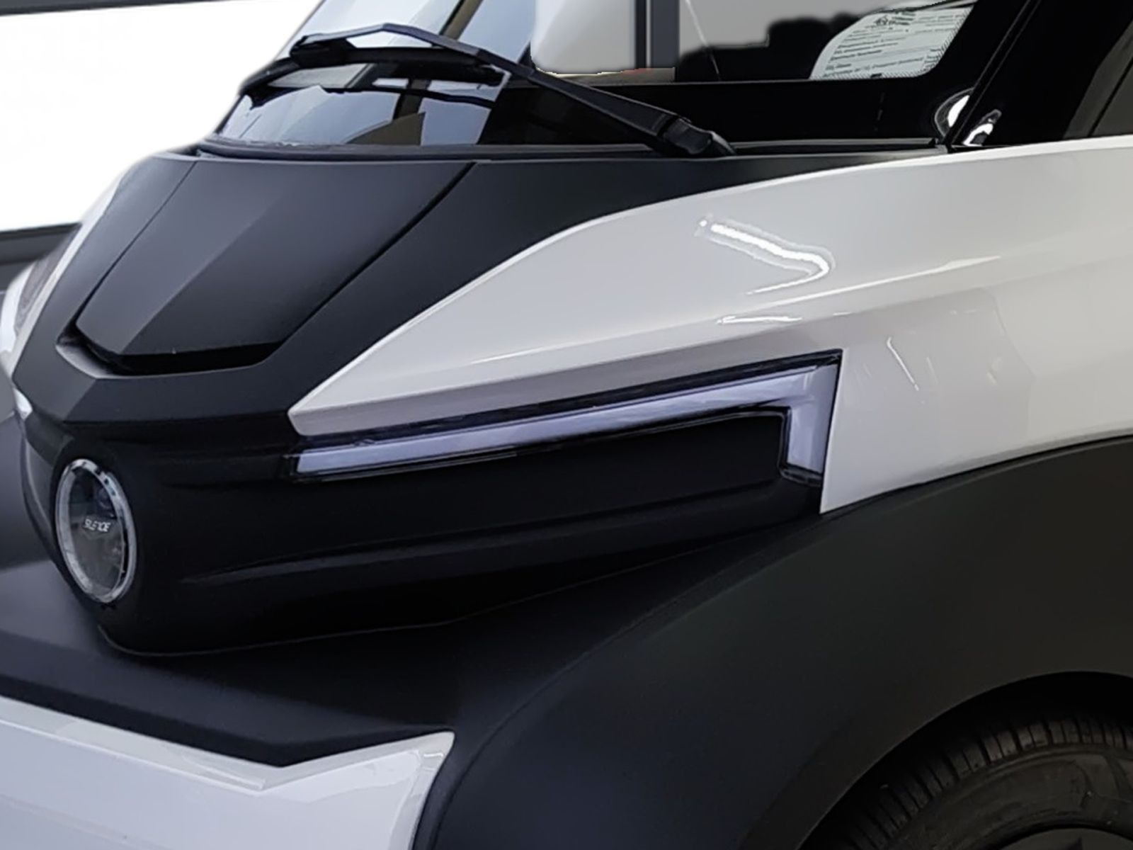 Fahrzeugabbildung Silence S04 L7 2 Batterien 150KM *BLUETOOTH*KLIMA*