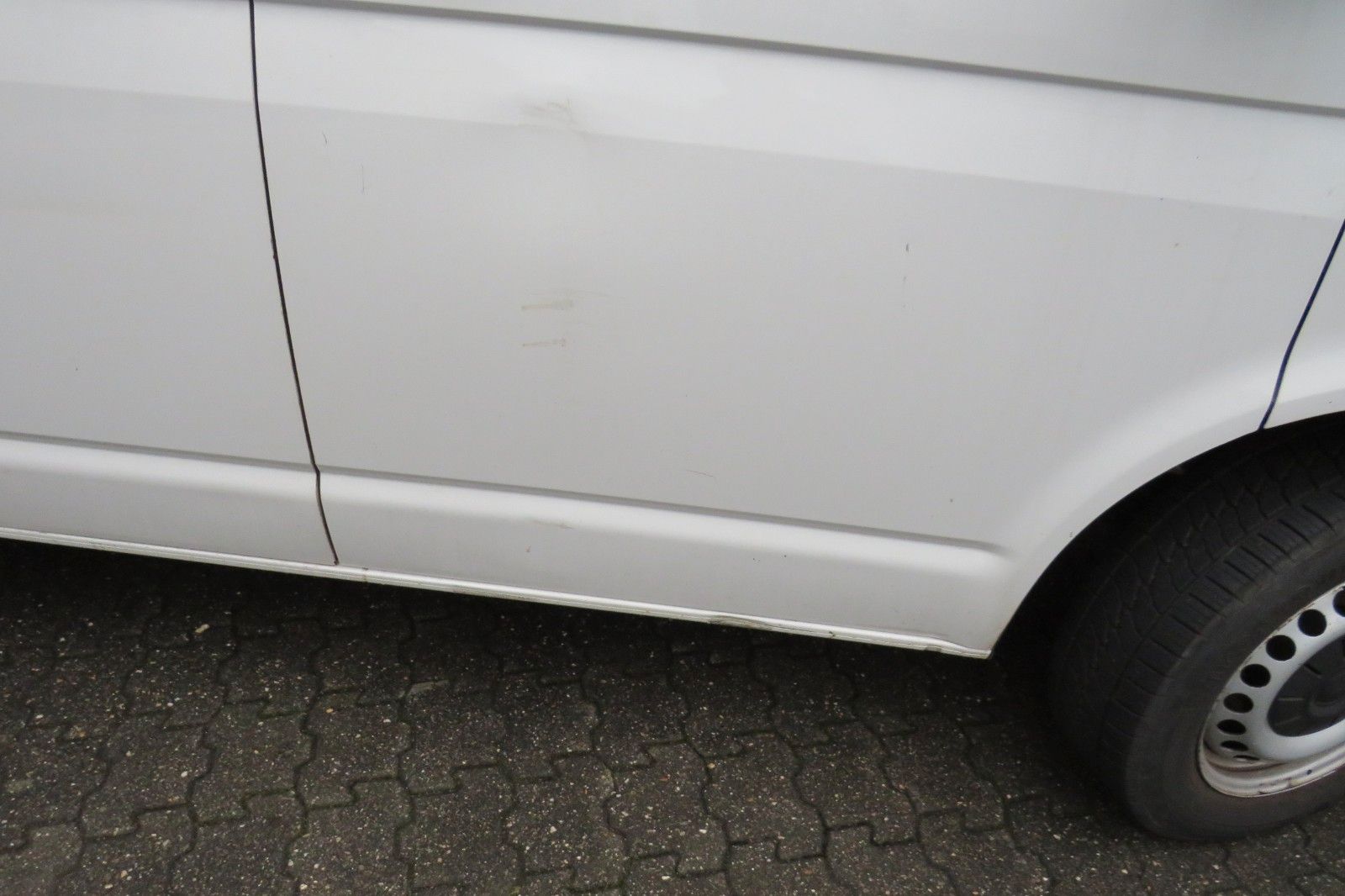 Fahrzeugabbildung Volkswagen T6 Kasten TDI KURZ KLAPPE KLIMA PDC TELVOR 1.HD