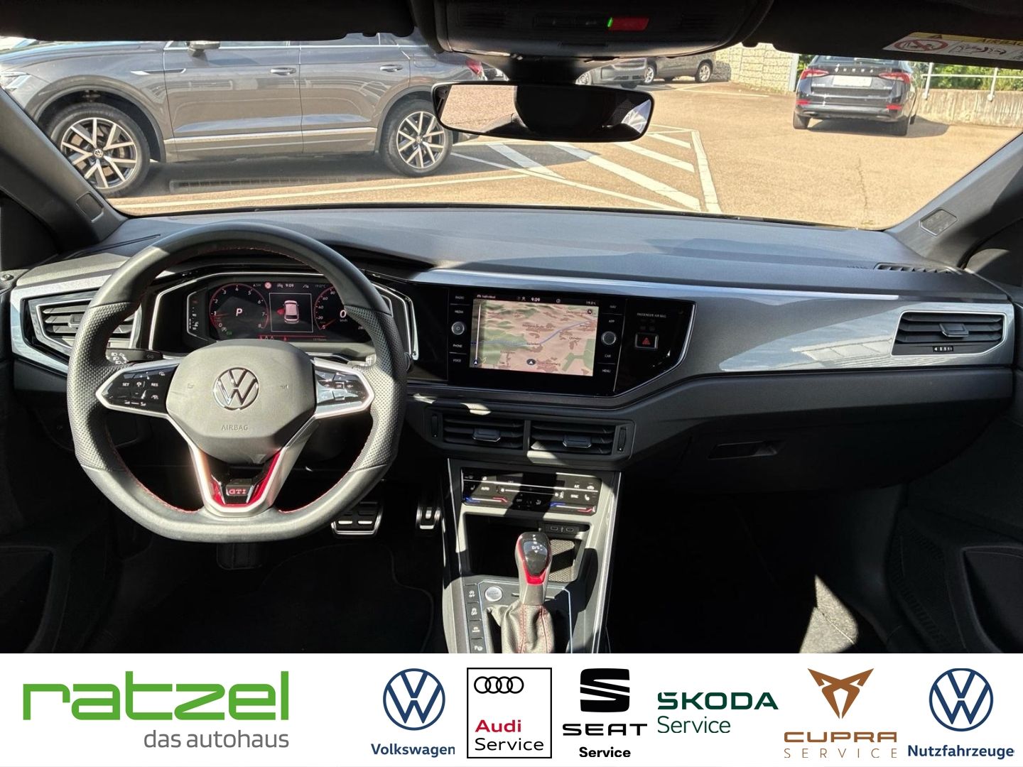 Fahrzeugabbildung Volkswagen Polo GTI 2.0 TSI DSG Navi Digitales Cockpit LED