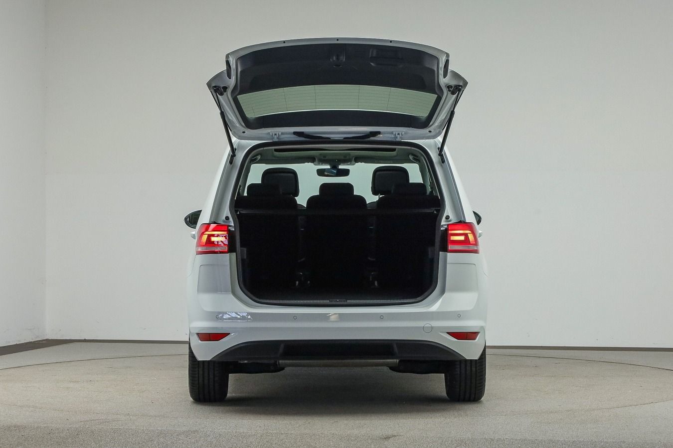Volkswagen Touran - Bild 8