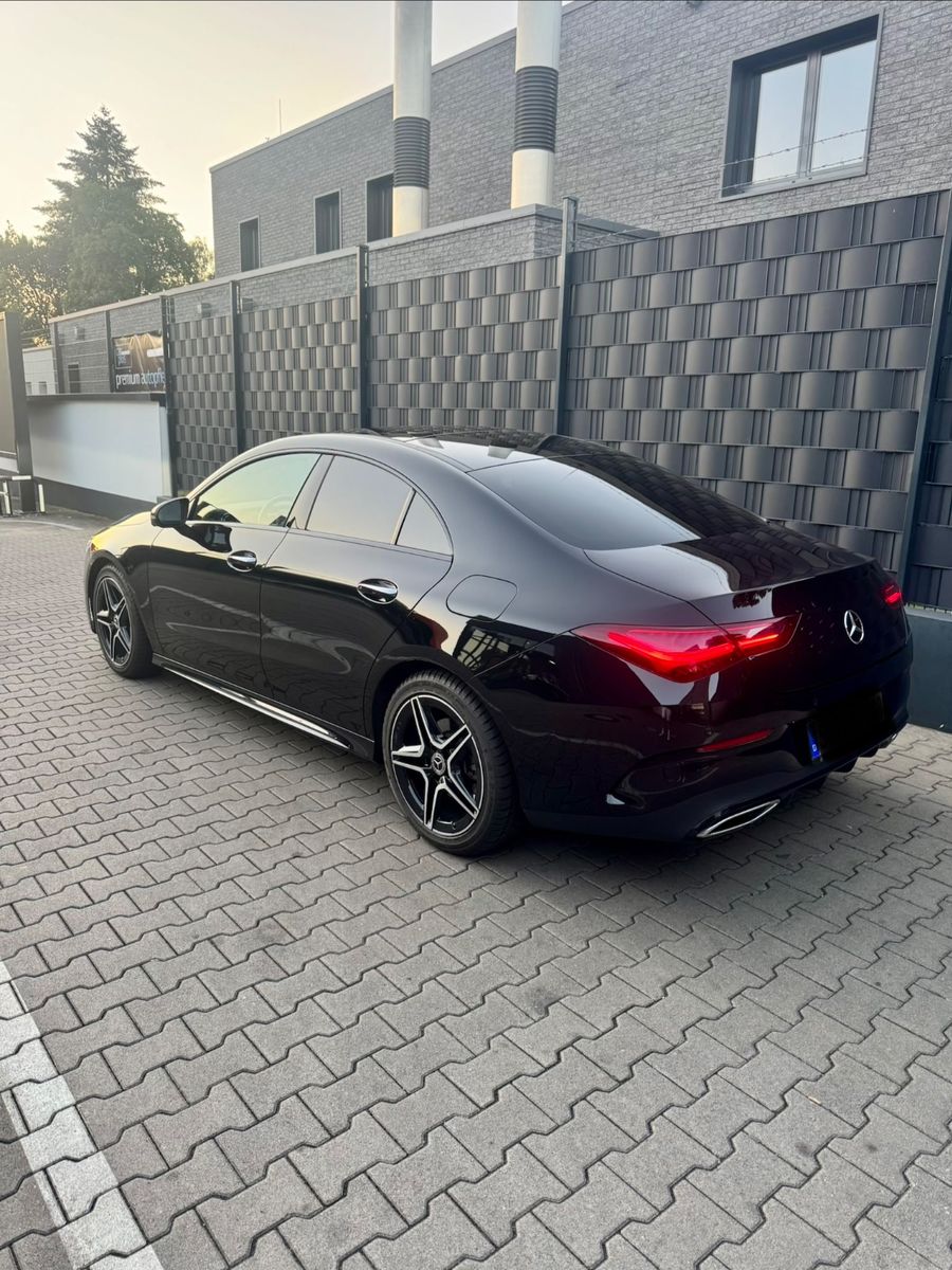 MERCEDES-BENZ CLA 200 DCT AMG Line
