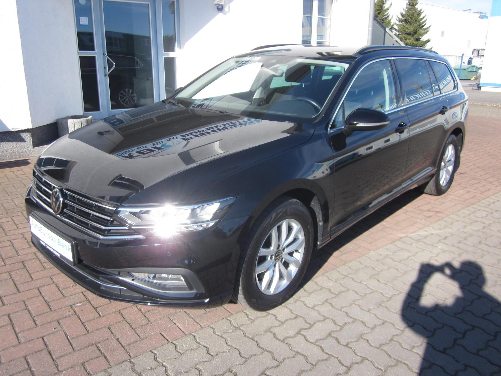 Volkswagen Passat Business+AHK+KAMERA+NAVI+MASSAGE+SHZ