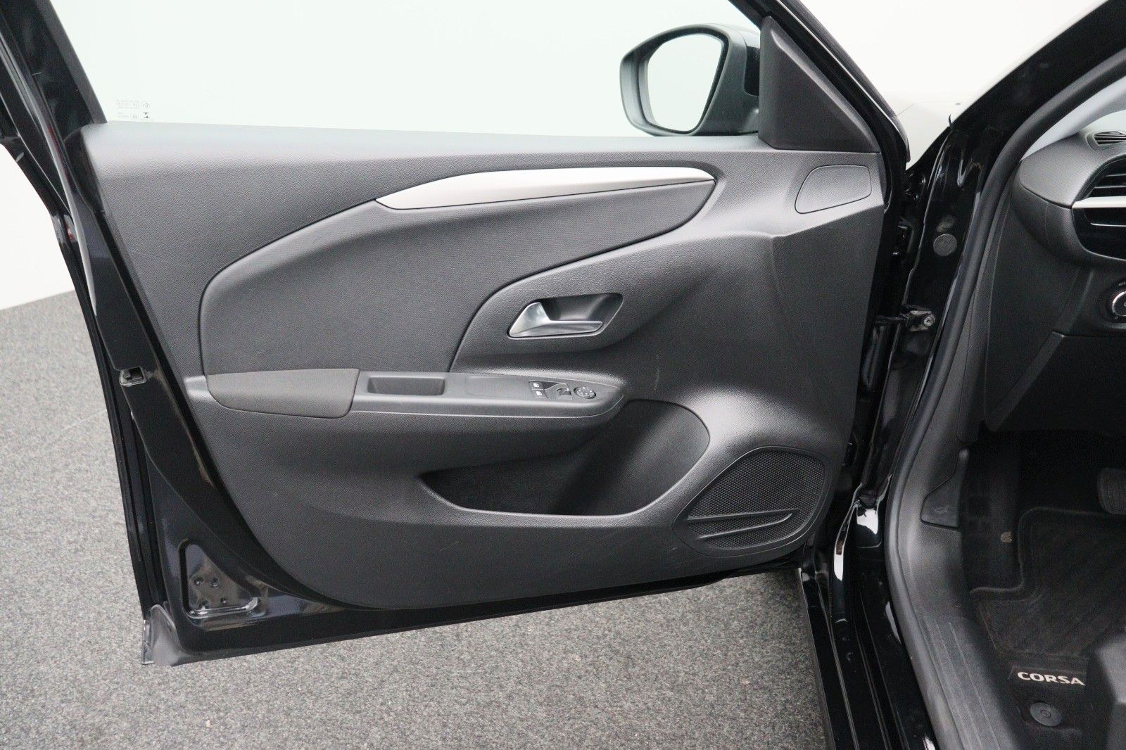 Fahrzeugabbildung Opel Zafira C 1.4 Tourer Active NAVI SHZ 7-Sitzer