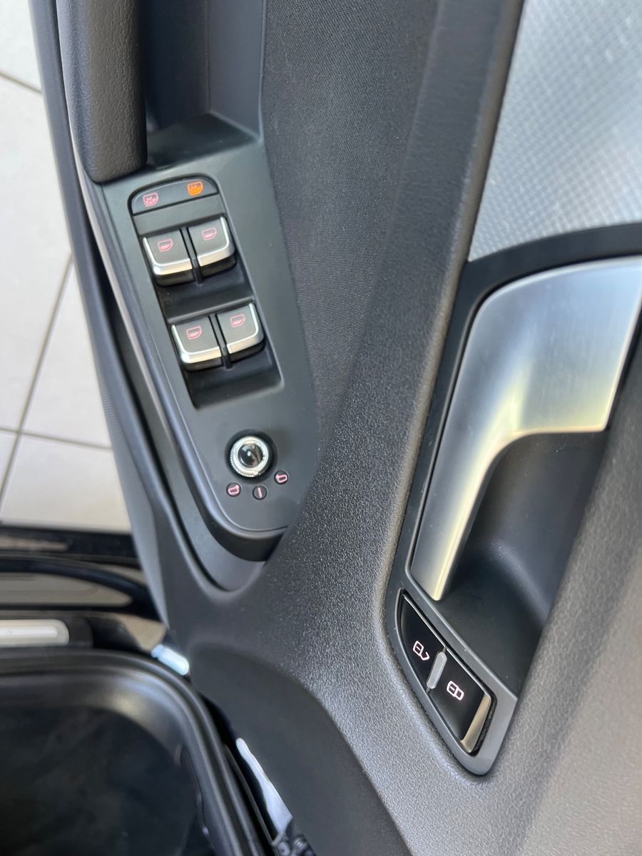 Fahrzeugabbildung Audi A4 Avant 2.0 TFSI Ambition *XENON/LED*AUTOMATIK*