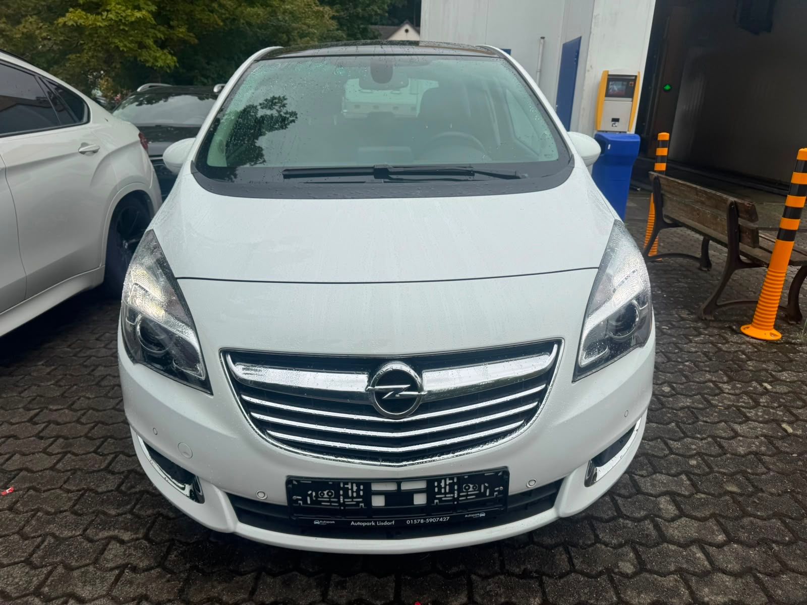 Fahrzeugabbildung Opel Meriva B Innovation Panorama+Klima