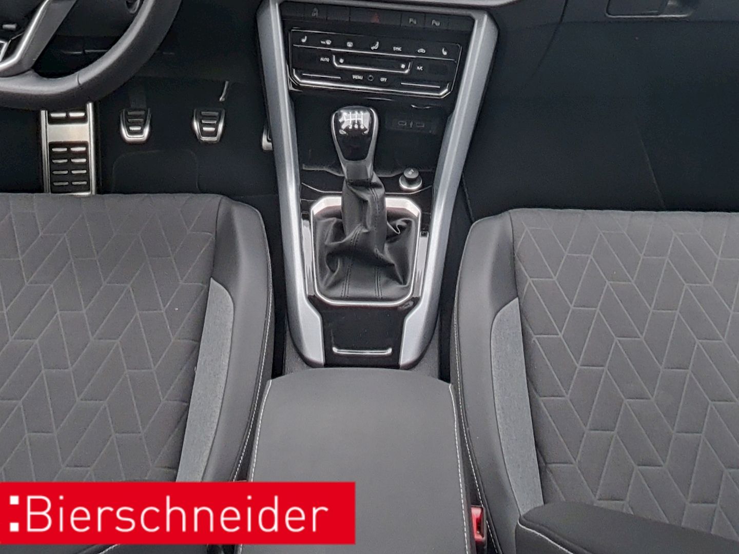 Volkswagen T-Roc - Bild 16