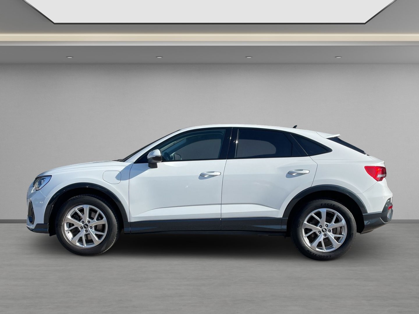 Audi Q3 Sportback 45 TFSI e AHK PDC+ Navi virtual Sit imagem 3