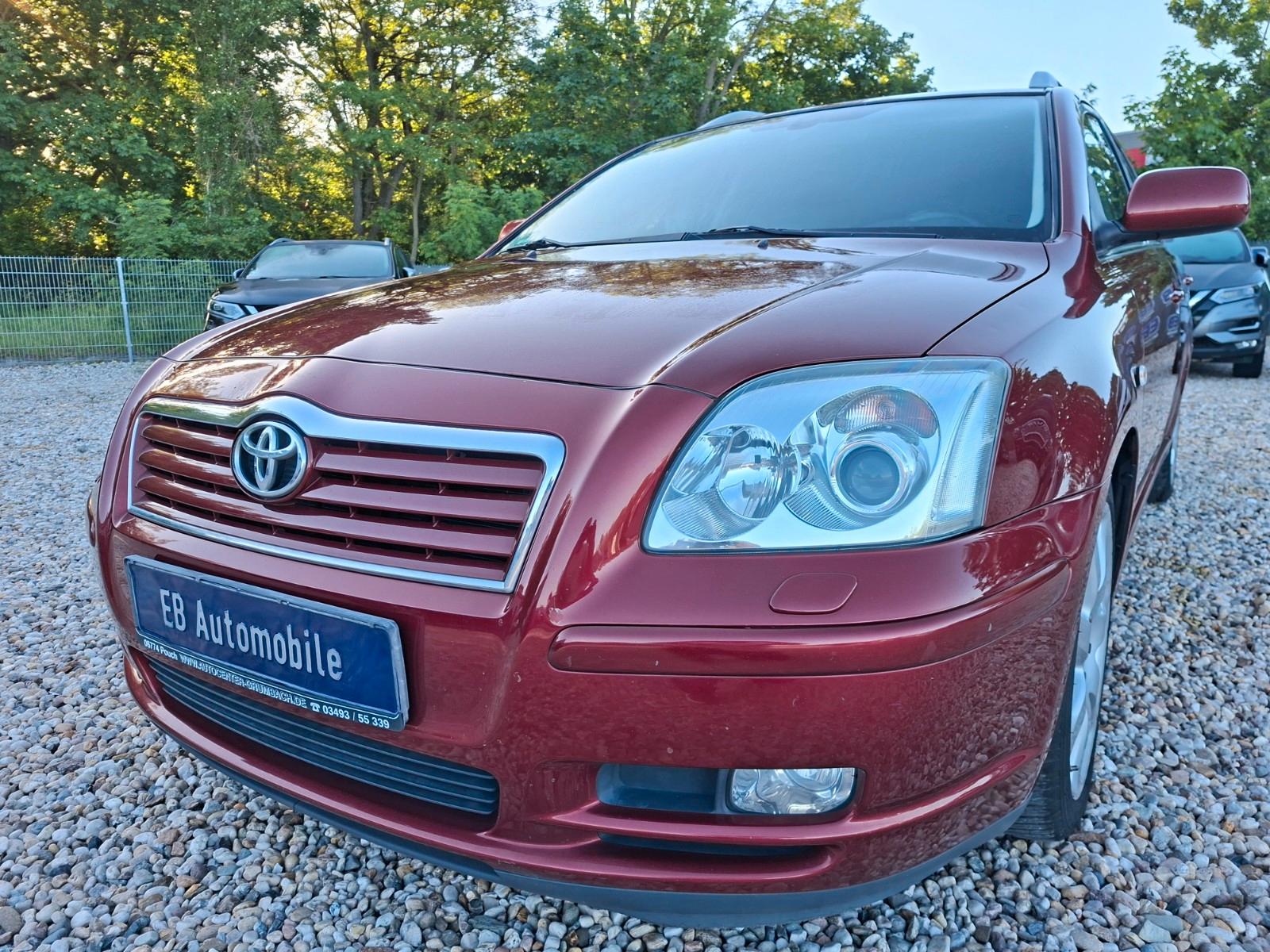 Toyota Avensis 2004 — photo 33