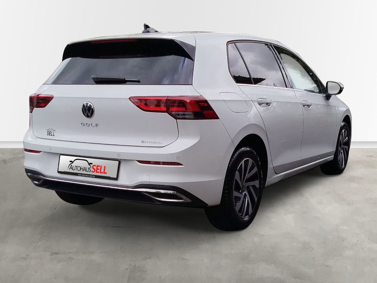 Fahrzeugabbildung Volkswagen Golf Style 1.4 TSI eHybrid 150 kw 6-Gang DSG