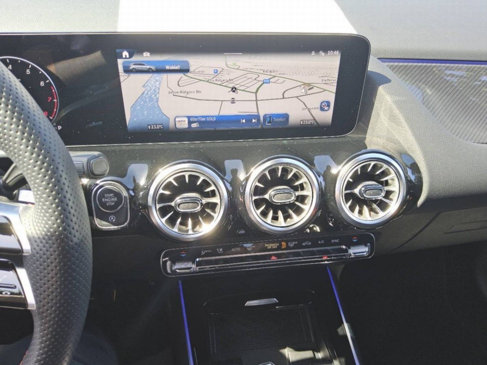 Fahrzeugabbildung Mercedes-Benz B 220 4M AMG Premi+ AHK Memo MLED Pano HUD KeyGo