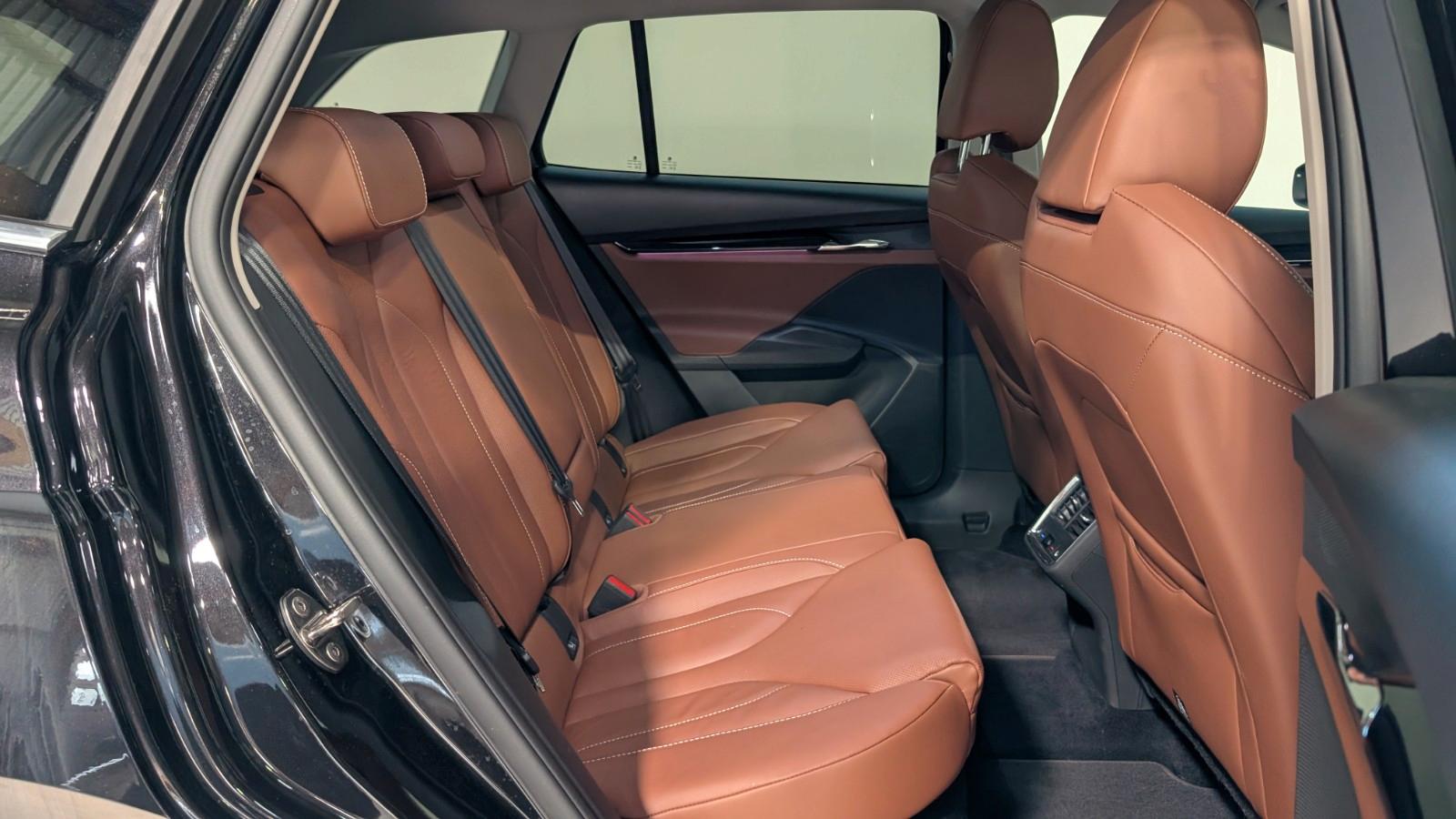 Skoda Enyaq 80 ecoSuite PANO*AHK*HUD*MEMOR*W-PUMPE*21"