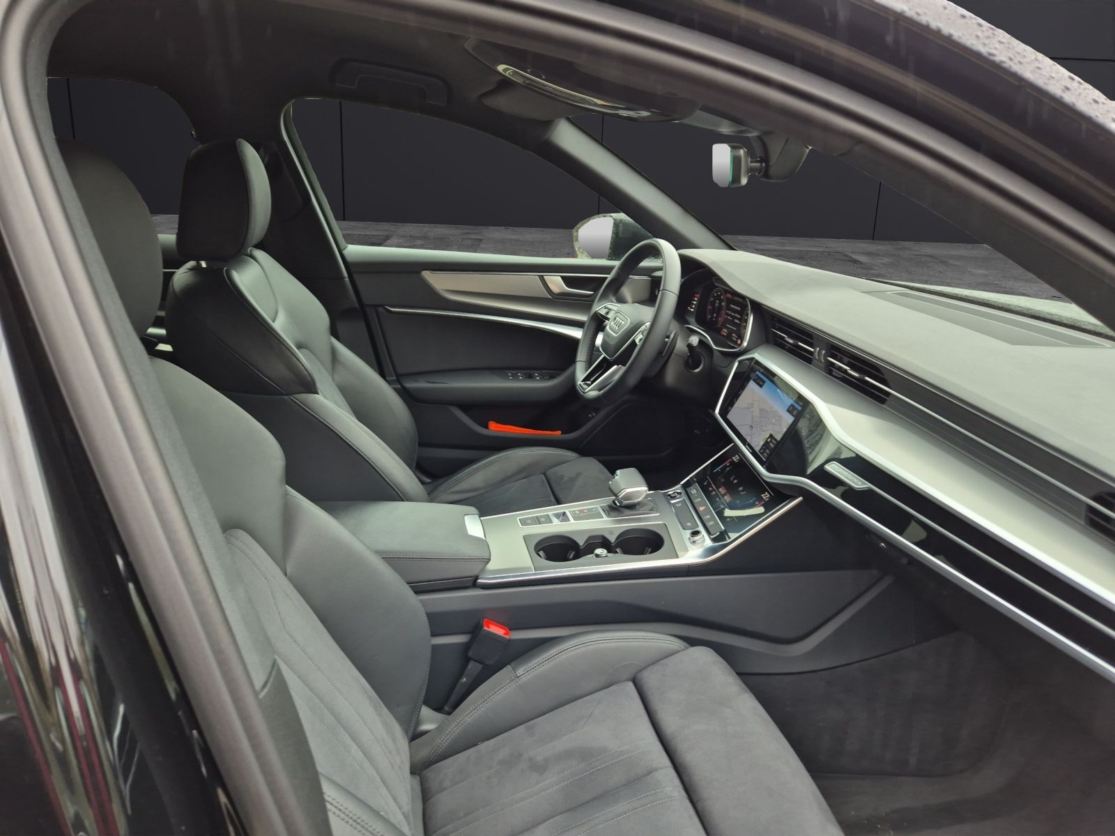 Fahrzeugabbildung Audi A6 Avant 45 TFSI quattro advanced S-tronic S-lin