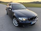 BMW 120i E87 Automatik BMW Scheckheftgeplegt. - BMW 120 aus 2007: 120i